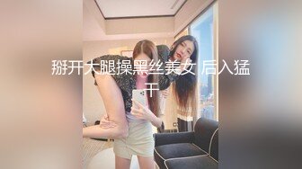 [MP4/ 605M] 素颜妹子给男友交含屌岔开腿白虎穴揉奶亲嘴无套啪啪没忍住射了撸一背