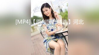 商城跟随偷窥漂亮长腿美眉 雪白的肌肤 性感的大屁屁 看着真诱惑