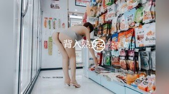 近距离偷拍【高抄奶子】广东地铁近距离~高抄真空离罩~若隐若现1 4【43V】  (17)