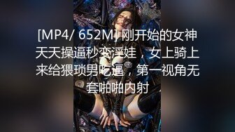 东北彪悍老娘们温柔一面。男友：想不想被我草，哇·啊 把我弄疼了，把奶子漏出来   女友：不想，要脱你自己脱~