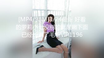 MOON-005 美人パートさんと客がいない3分くらいの間でも店内でインスタント不倫す…