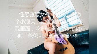 装修工激战年轻的美女监理