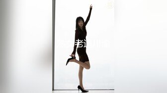 2024.10.23，最新佳作，【我的枪好长】，约炮美脚大三学姐，做爱要一步步来，酒店慢慢洗漱台上操