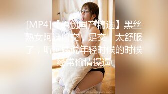 【破解摄像头】极品夫妻客厅房间啪啪 摄像头被发现也不拆