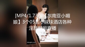 [MP4]极品尤物！舌钉女神初下海！跳脱衣舞很专业，顶级美腿包臀裙，扭起来针不错